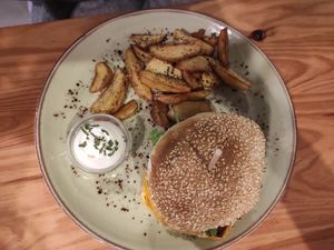 Burguer at Kind Kitchen in Porto