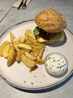 Seitan bac’n burger  at Kind Kitchen in Porto