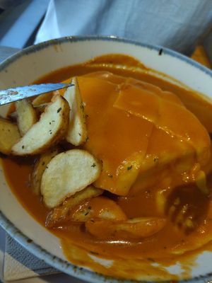  at Kind Kitchen in Porto