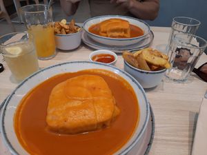  at Kind Kitchen in Porto