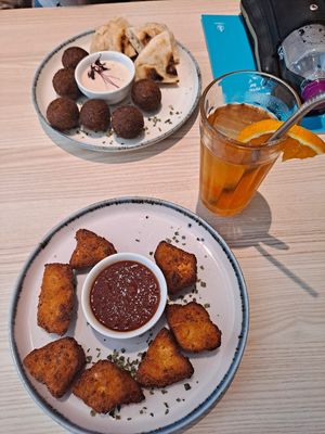  at Kind Kitchen in Porto