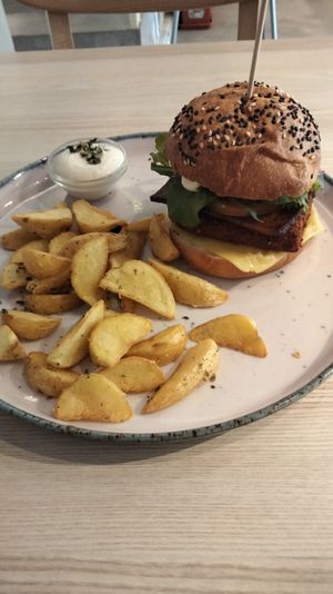  at Kind Kitchen in Porto