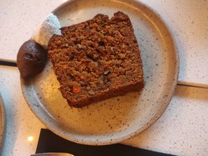 Vegan carrot cake at Kind Kitchen in Porto