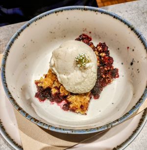 Ice-cream and crumble at Kind Kitchen in Porto