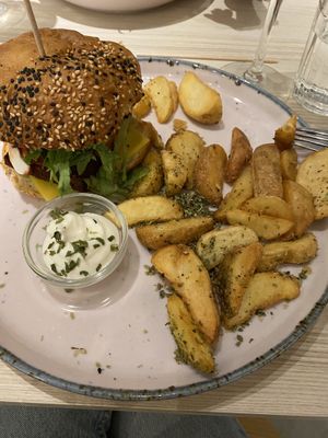crispy seitan and bacon burger   at Kind Kitchen in Porto