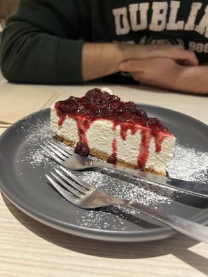 Cheesecake  at Kind Kitchen in Porto