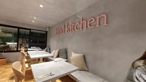  at Kind Kitchen in Porto