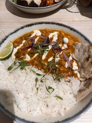 Chickpea curry   at Kind Kitchen in Porto