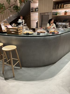 Counter   at Kind Kitchen in Porto