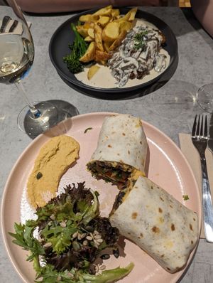  at Kind Kitchen in Porto