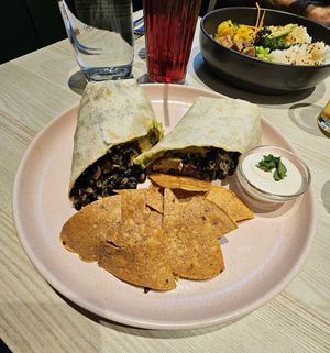  at Kind Kitchen in Porto