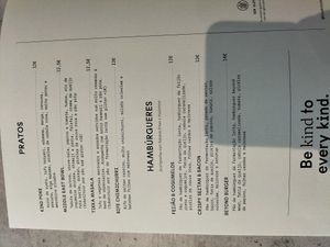 Ótimo almoço! Entradas, apesar de um pouco caras, valem a pena!! at Kind Kitchen in Porto