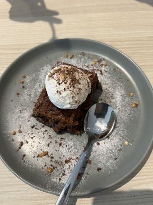Great brownie (vegan)  at Kind Kitchen in Porto
