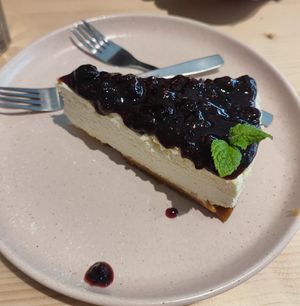  at Kind Kitchen in Porto