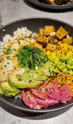Poke Bowl (good) at Kind Kitchen in Porto