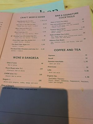 Wine and hot drinks at Kind Kitchen in Porto