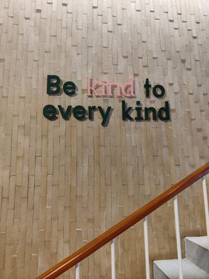 Sign at Kind Kitchen in Porto