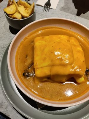 Francesinha at Kind Kitchen in Porto