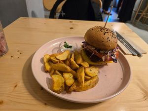  at Kind Kitchen in Porto