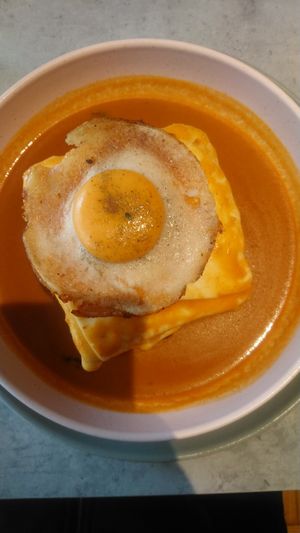  at Kind Kitchen in Porto