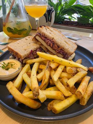  at Kind Kitchen in Porto