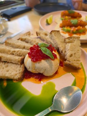  at Kind Kitchen in Porto