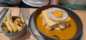  at Kind Kitchen in Porto