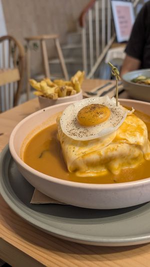  at Kind Kitchen in Porto