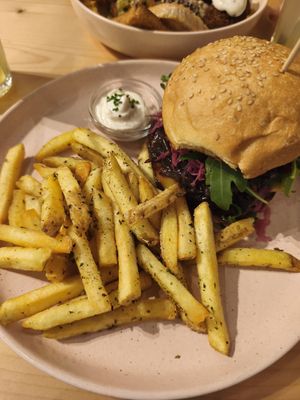  at Kind Kitchen in Porto