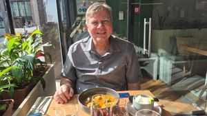  at Kind Kitchen in Porto