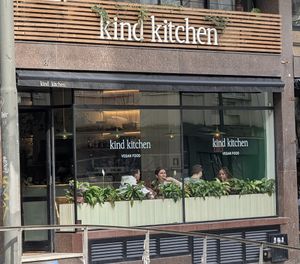  at Kind Kitchen in Porto