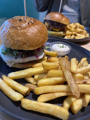 Bean Around Burger and Smash Burger   at Kind Kitchen in Porto