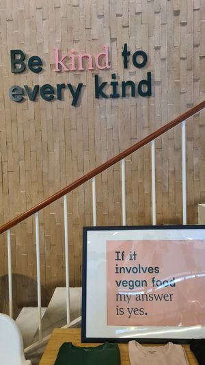  at Kind Kitchen in Porto