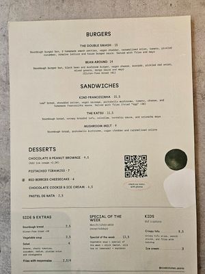  at Kind Kitchen in Porto