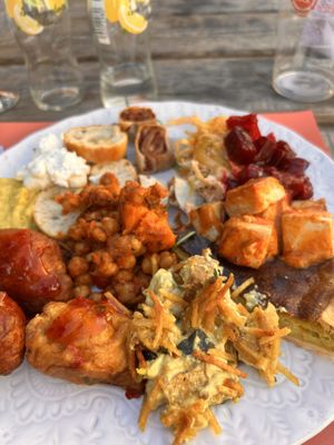 Buffet cena  at Kind Kitchen in Porto