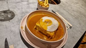  at Kind Kitchen in Porto