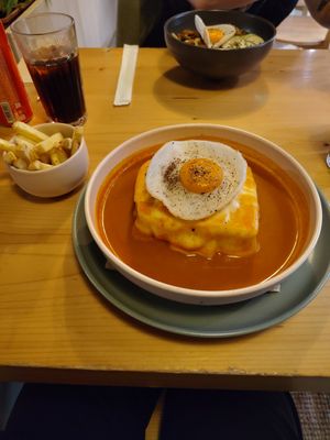  at Kind Kitchen in Porto