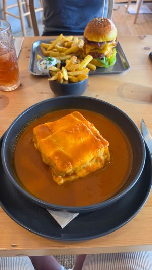  at Kind Kitchen in Porto