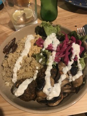 Middle East bowl  at Kind Kitchen in Porto