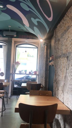 Ambiance  at Kind Kitchen in Porto