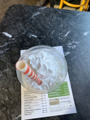 vegan milk shake at Crêpeaffaire in St Albans