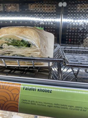 Option 2 at LIS - Soho Coffee Co - T2 in Lisbon