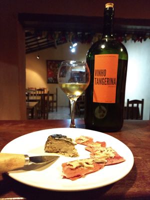 Queijos vegan e vinhos artesanais at Vegetal Artesanal in Rio De Contas