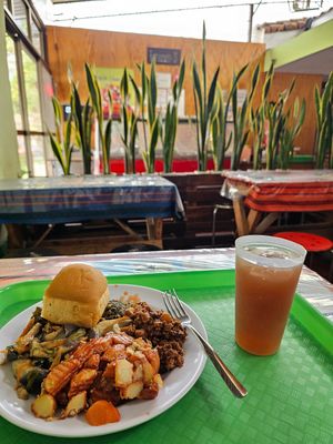  at 3V Comida Taiwanesa Vegetariana in San Salvador