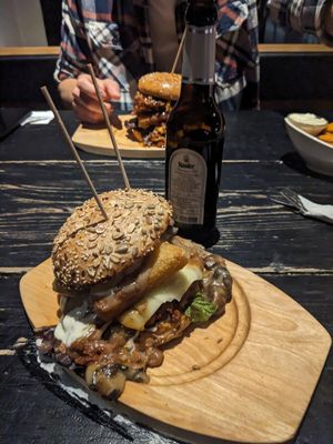 Ms Daisy at Cafe Nord in Essen