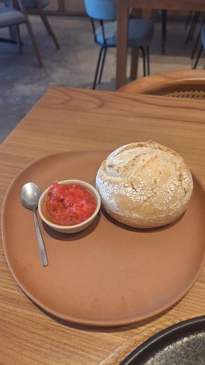 Bread at Portolito in Valencia