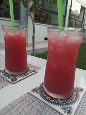 Pomegranate juice at Good Call in Bursa