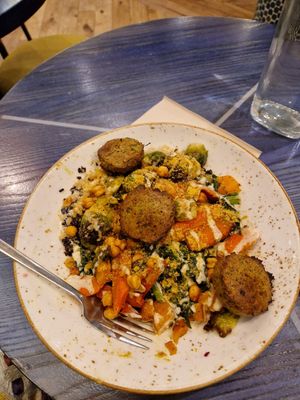 Autumn falafel at Life Alive Organic Cafe - Back Bay - Boylston St in Boston