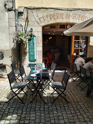 very nice terrace at What's On in Quimper