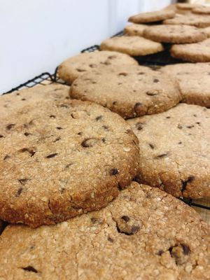[VEGAN]Oatmeal Chocolate chip Cookie  at Honest Greens in Seoul